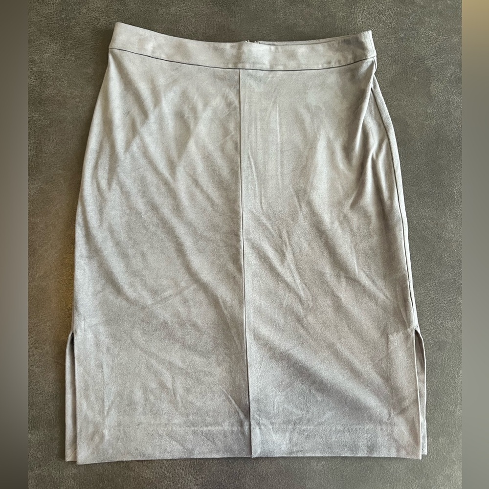 LOFT Outlet Skirt - Size 6 - Gray